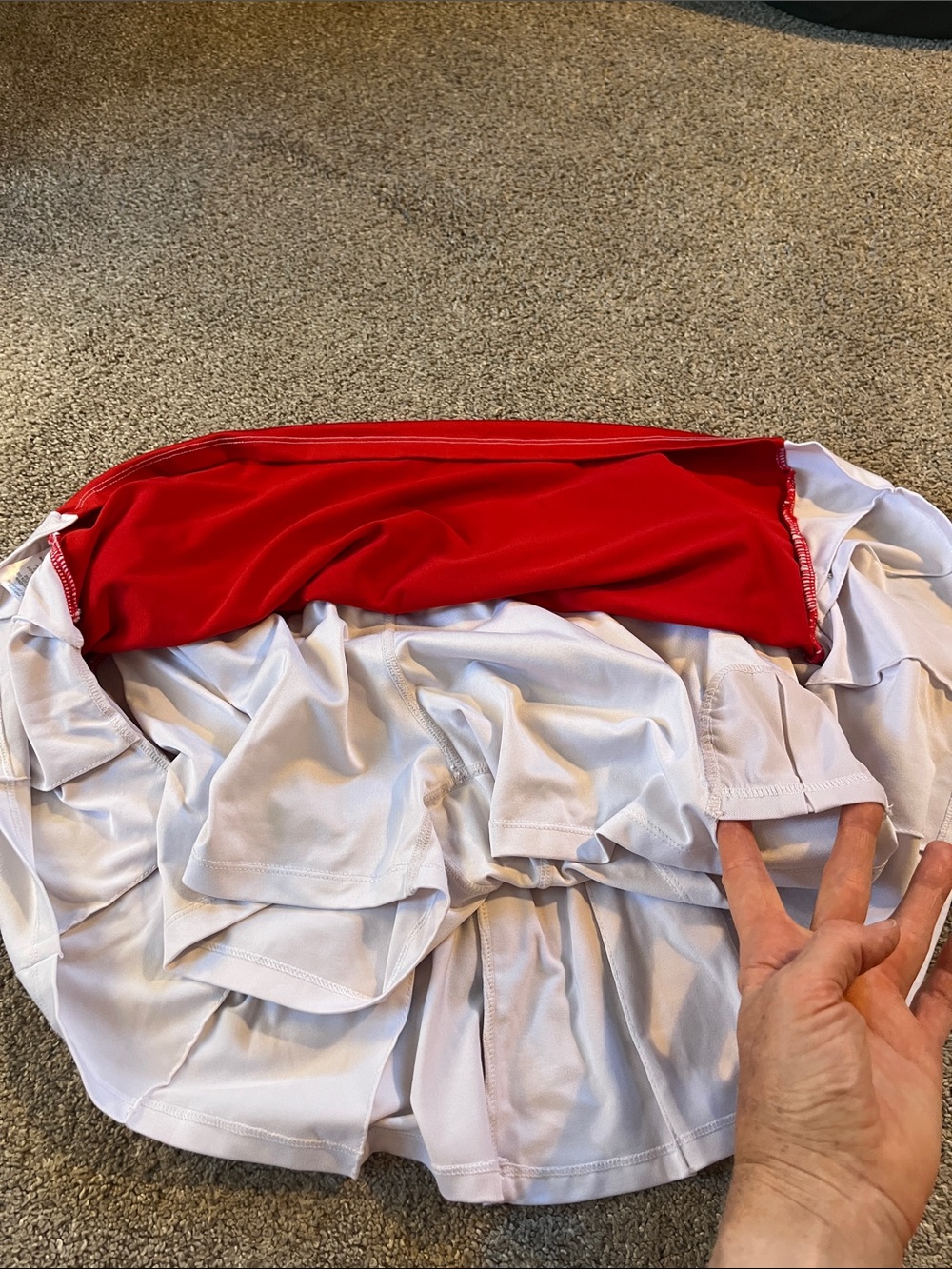 DUC SPORT szM Red White Pleated seat Tennis Skort Left Botton Load Pocket - Picture 5 of 9